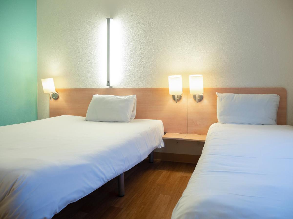 Ibis Budget Krakow Bronowice Exteriör bild